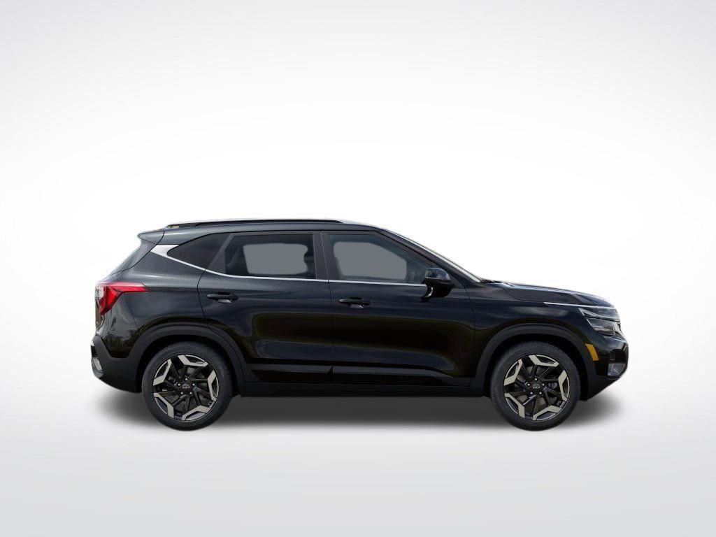 new 2025 Kia Seltos car, priced at $32,078