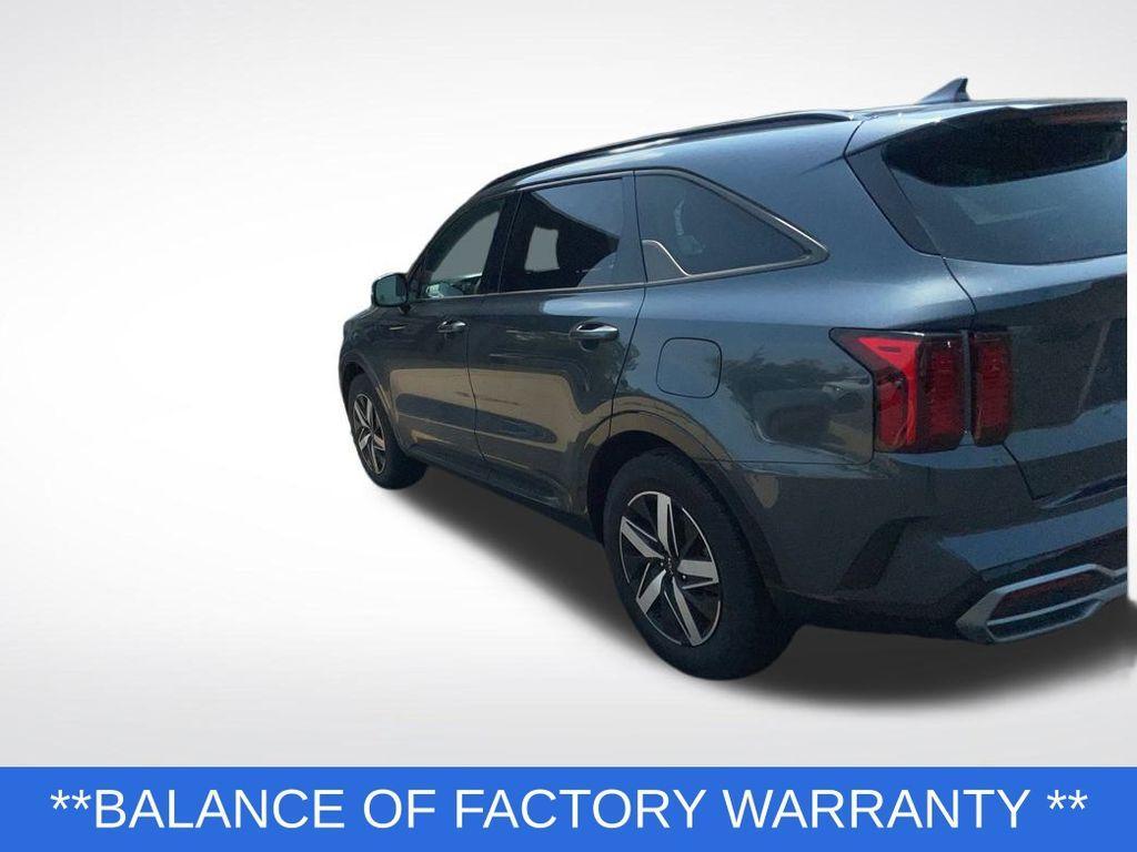 used 2022 Kia Sorento car, priced at $23,998