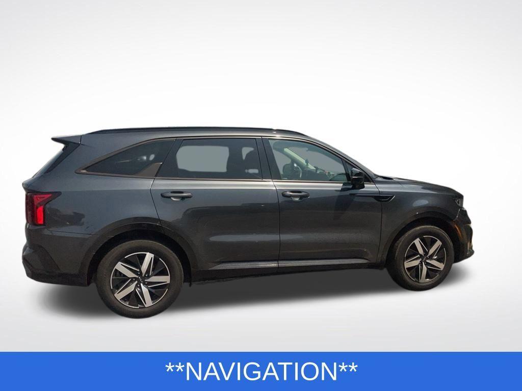used 2022 Kia Sorento car, priced at $23,998