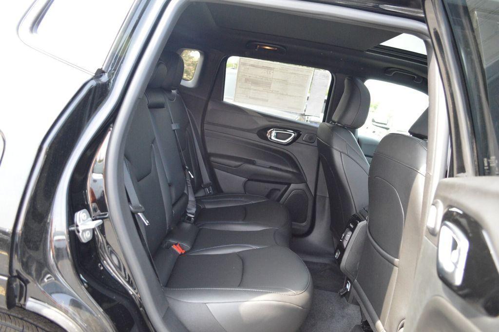 new 2025 Jeep Compass car, priced at $33,187