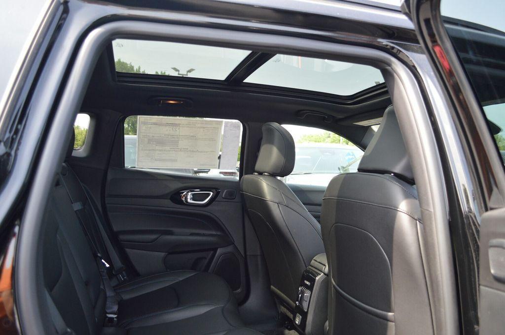new 2025 Jeep Compass car, priced at $33,187