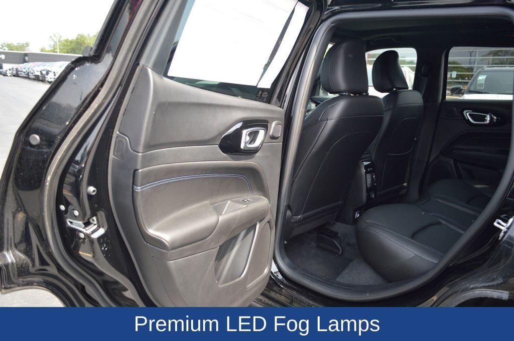 new 2025 Jeep Compass car, priced at $33,187