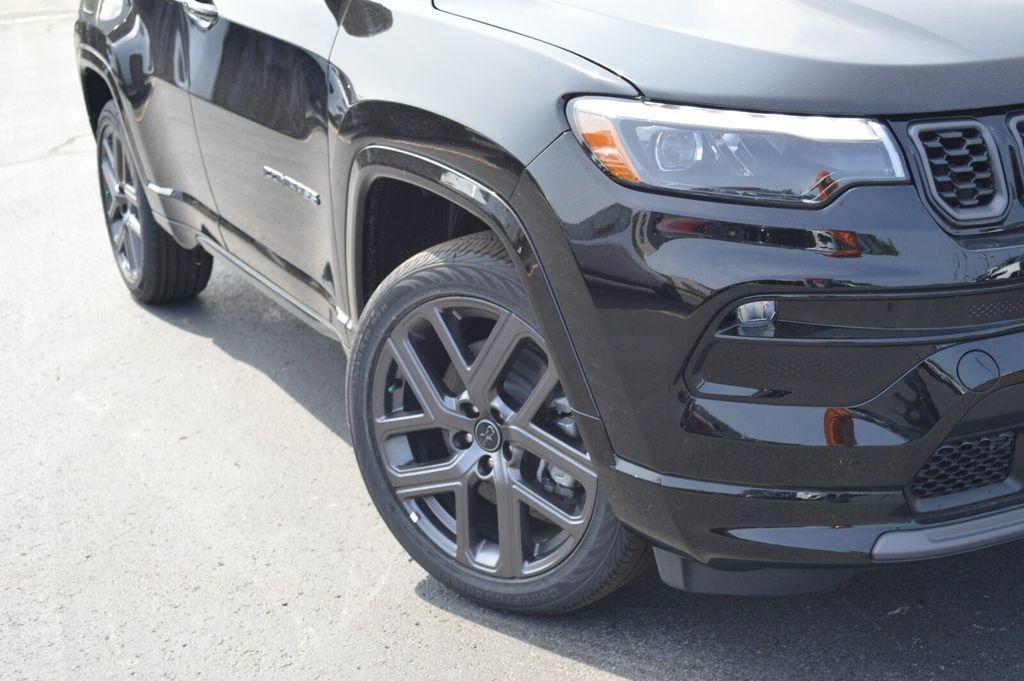 new 2025 Jeep Compass car, priced at $33,187