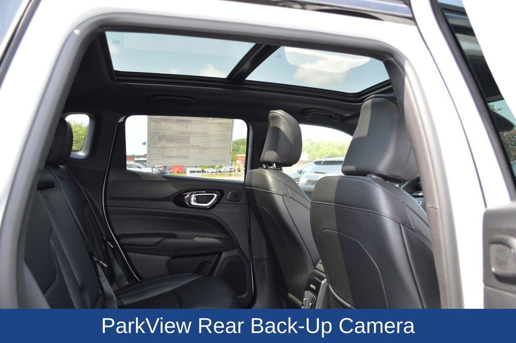 new 2025 Jeep Compass car, priced at $33,012