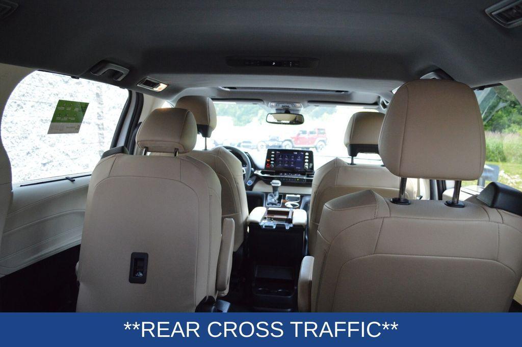 used 2023 Toyota Sienna car, priced at $40,900