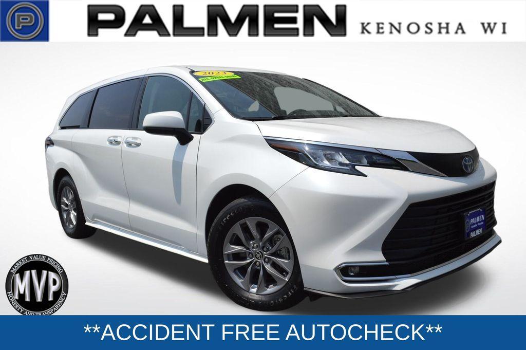 used 2023 Toyota Sienna car, priced at $40,900