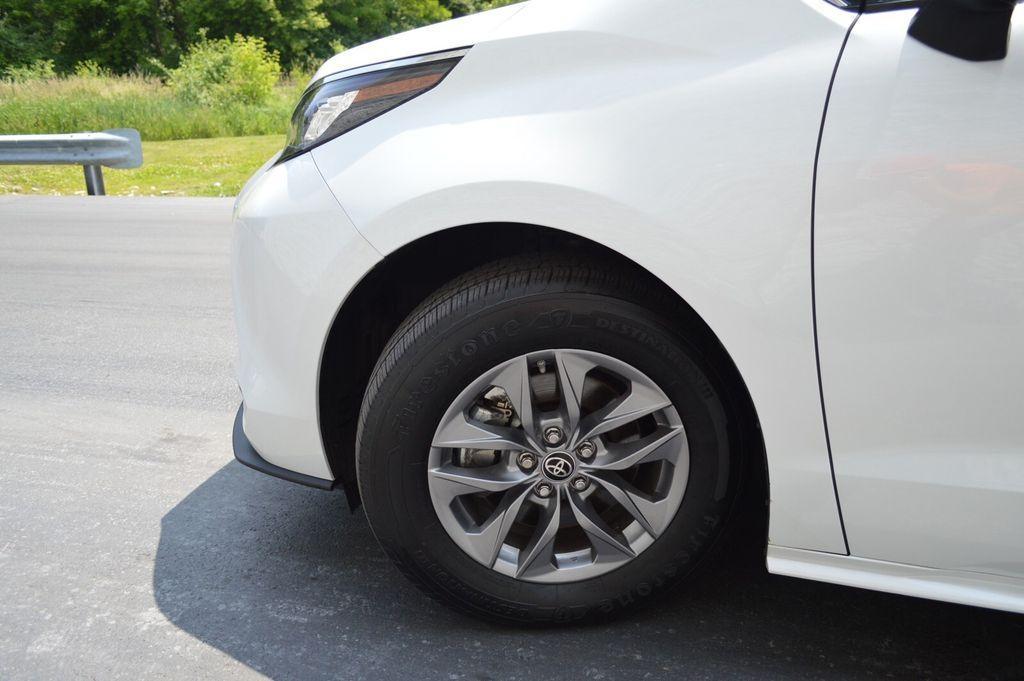 used 2023 Toyota Sienna car, priced at $40,900