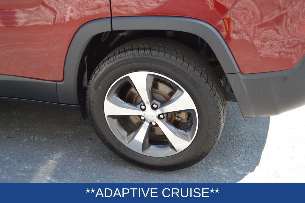 used 2019 Jeep Cherokee car, priced at $19,998