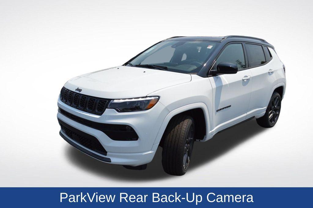 new 2025 Jeep Compass car, priced at $33,012