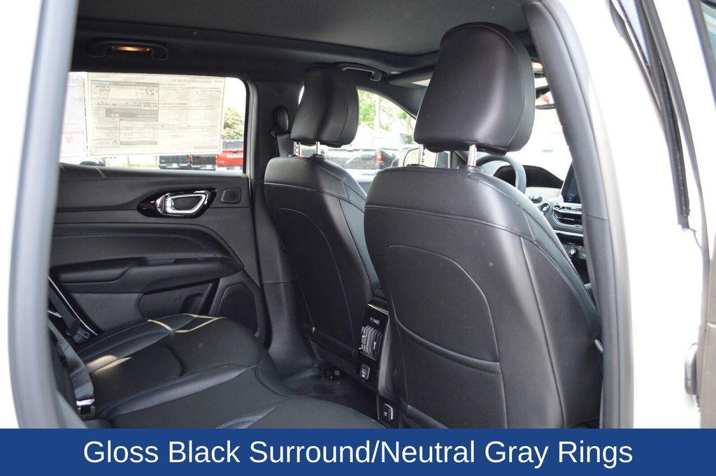 new 2025 Jeep Compass car, priced at $33,635