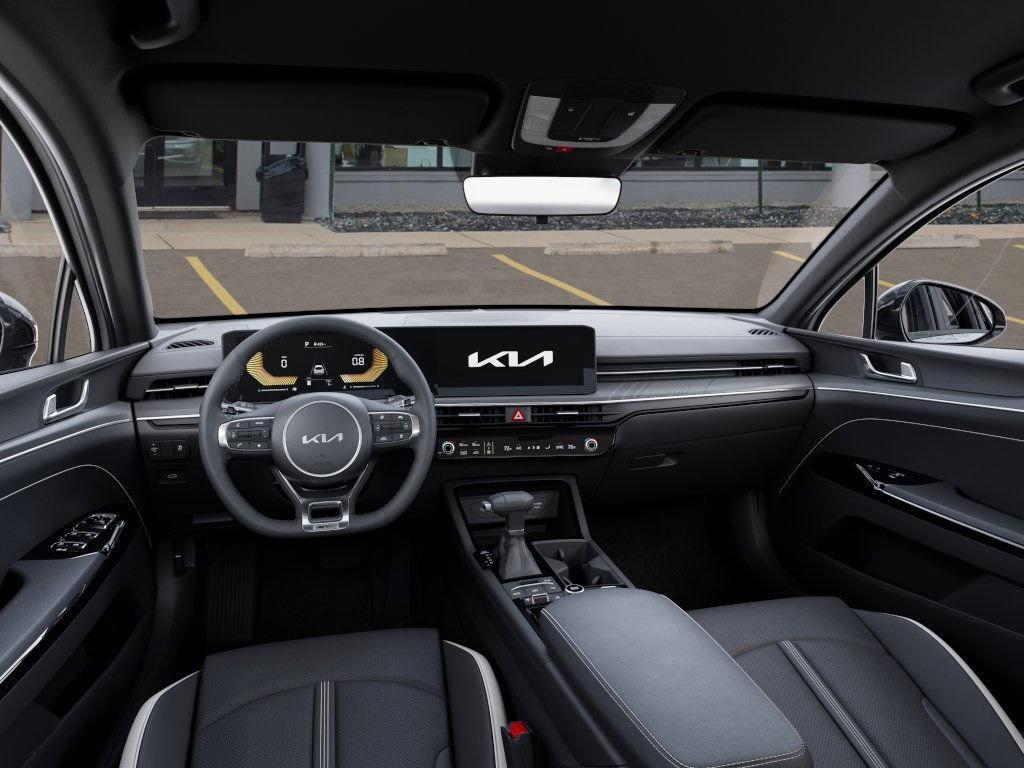 new 2025 Kia K5 car, priced at $30,095
