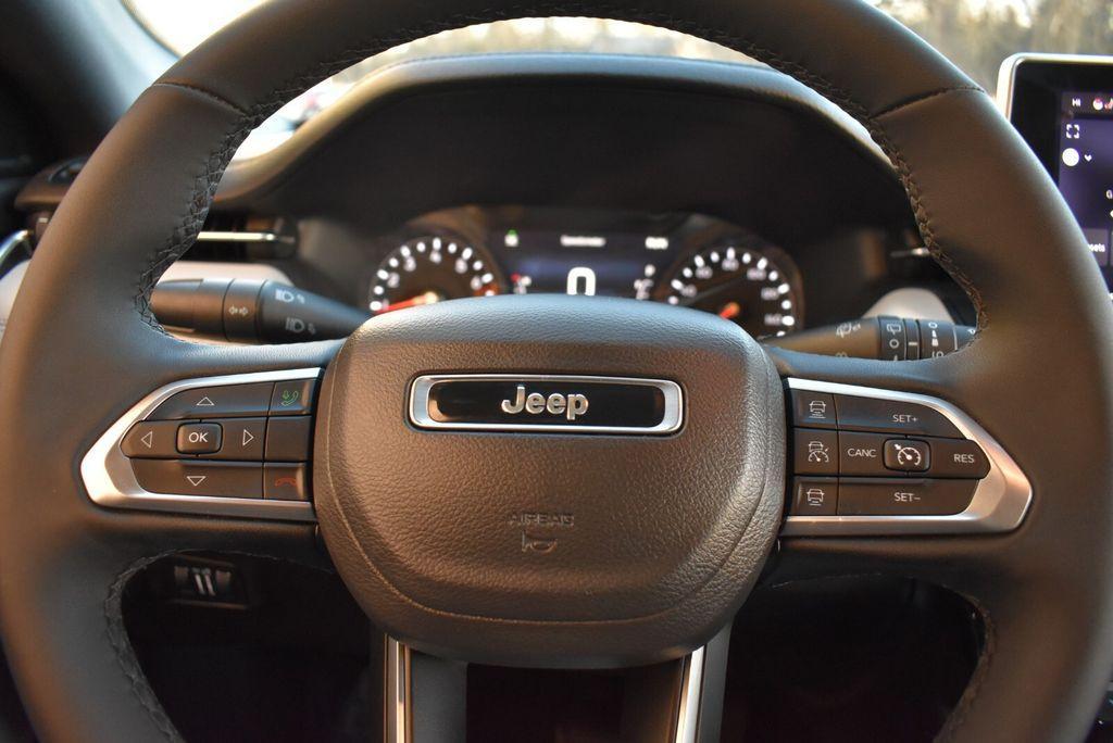 used 2024 Jeep Compass car, priced at $26,555