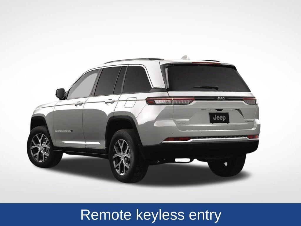 new 2025 Jeep Grand Cherokee car, priced at $46,900