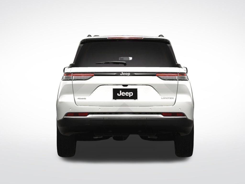 new 2025 Jeep Grand Cherokee car, priced at $46,900