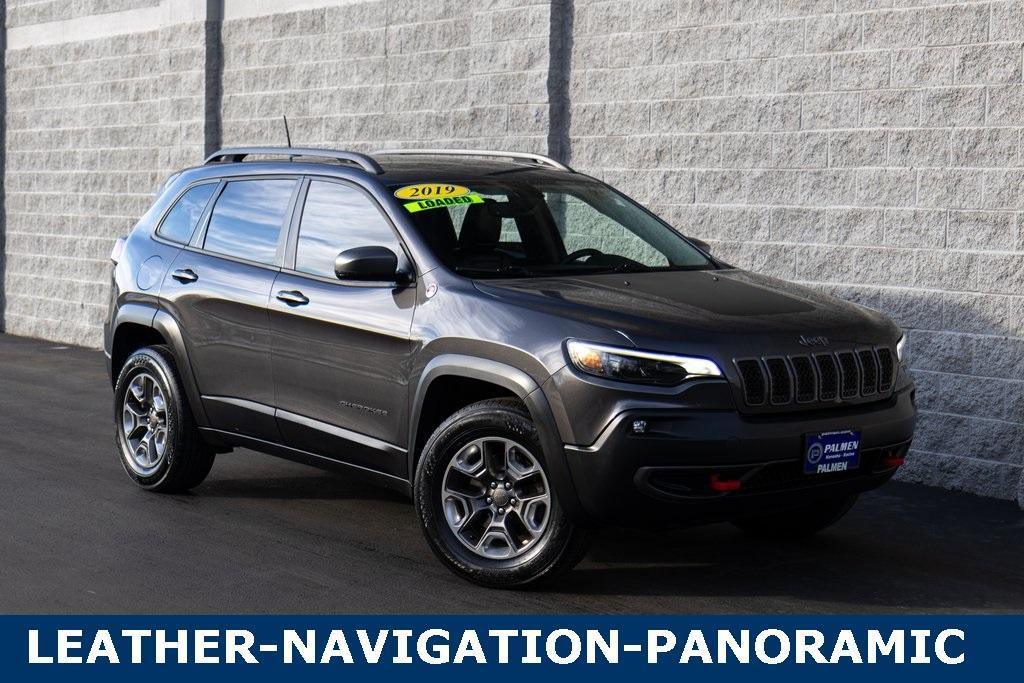 used 2019 Jeep Cherokee car, priced at $20,900