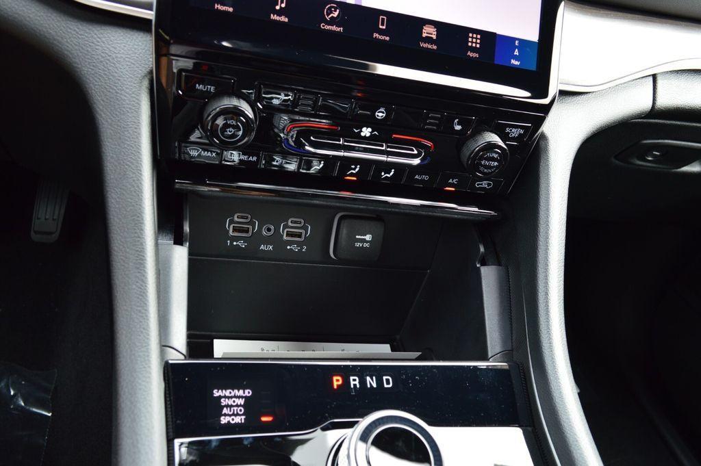 new 2025 Jeep Grand Cherokee L car, priced at $46,961