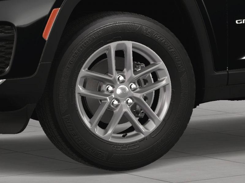 new 2025 Jeep Grand Cherokee car, priced at $40,976