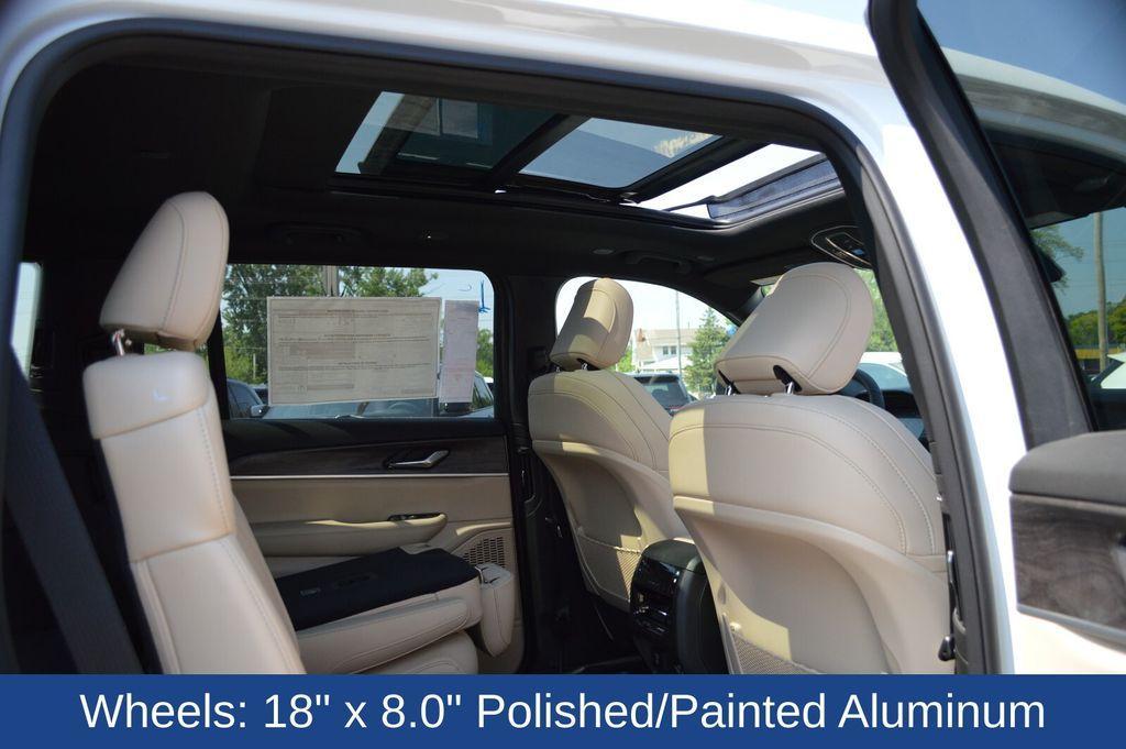 new 2025 Jeep Grand Cherokee L car, priced at $51,015