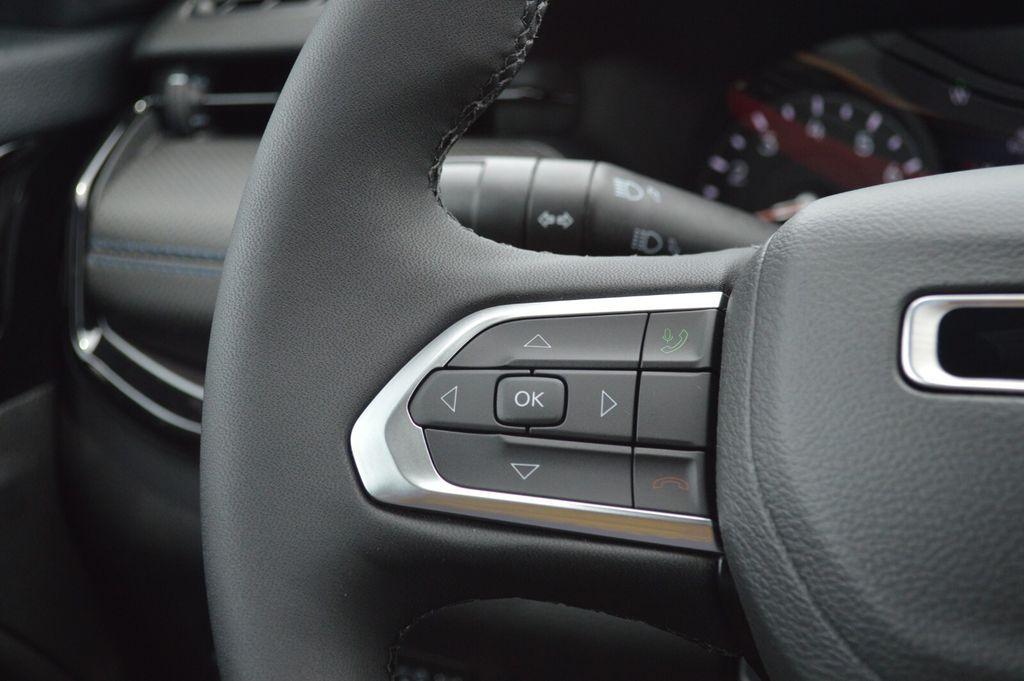 new 2025 Jeep Compass car, priced at $35,510