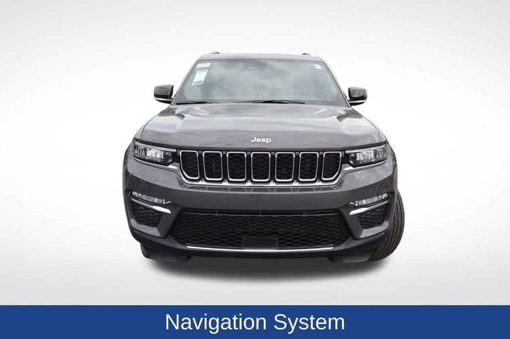 new 2025 Jeep Grand Cherokee car, priced at $48,755