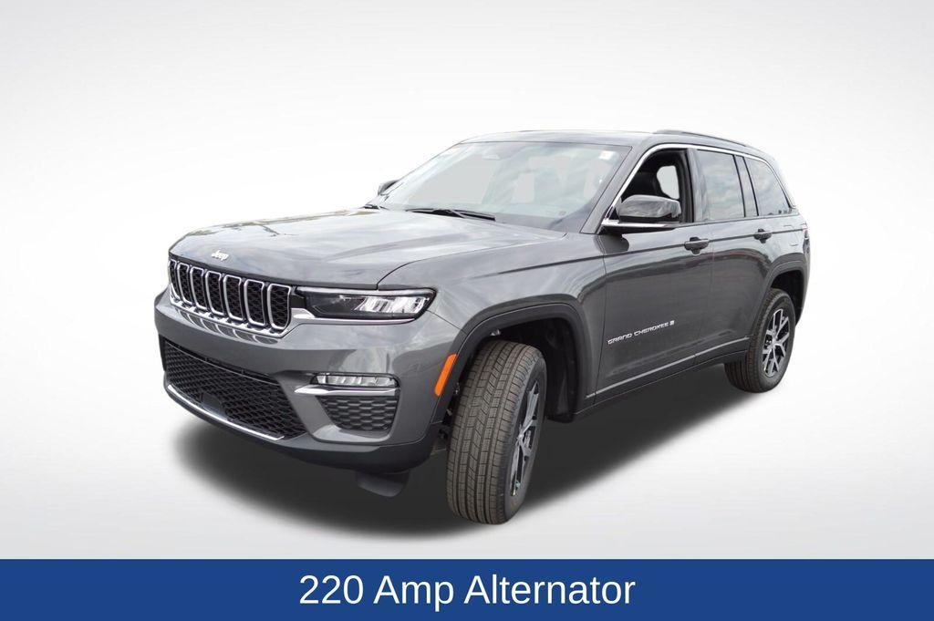 new 2025 Jeep Grand Cherokee car, priced at $48,755