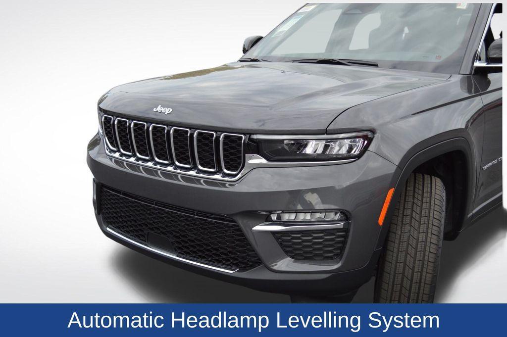 new 2025 Jeep Grand Cherokee car, priced at $48,755