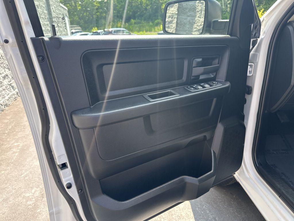used 2022 Ram 1500 Classic car, priced at $29,998