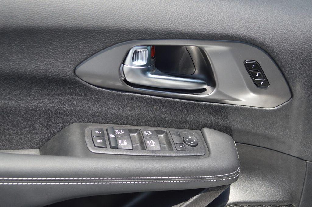 new 2025 Chrysler Pacifica car, priced at $42,482