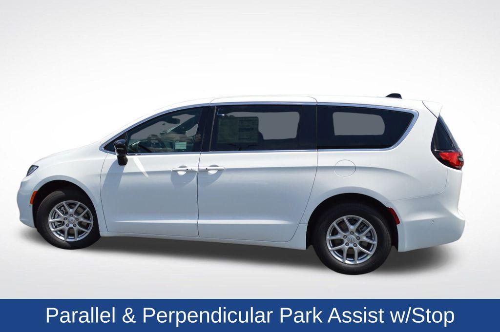 new 2025 Chrysler Pacifica car, priced at $42,482