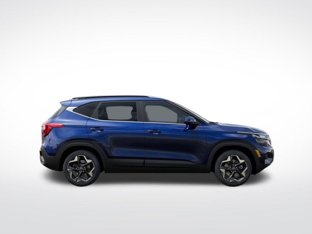 new 2025 Kia Seltos car, priced at $30,050