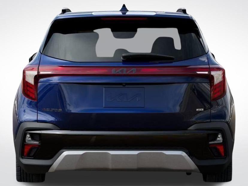 new 2025 Kia Seltos car, priced at $28,581