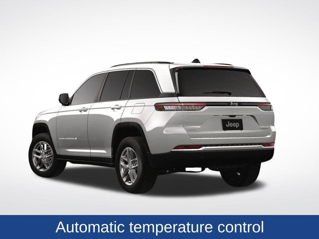 new 2025 Jeep Grand Cherokee car, priced at $40,640
