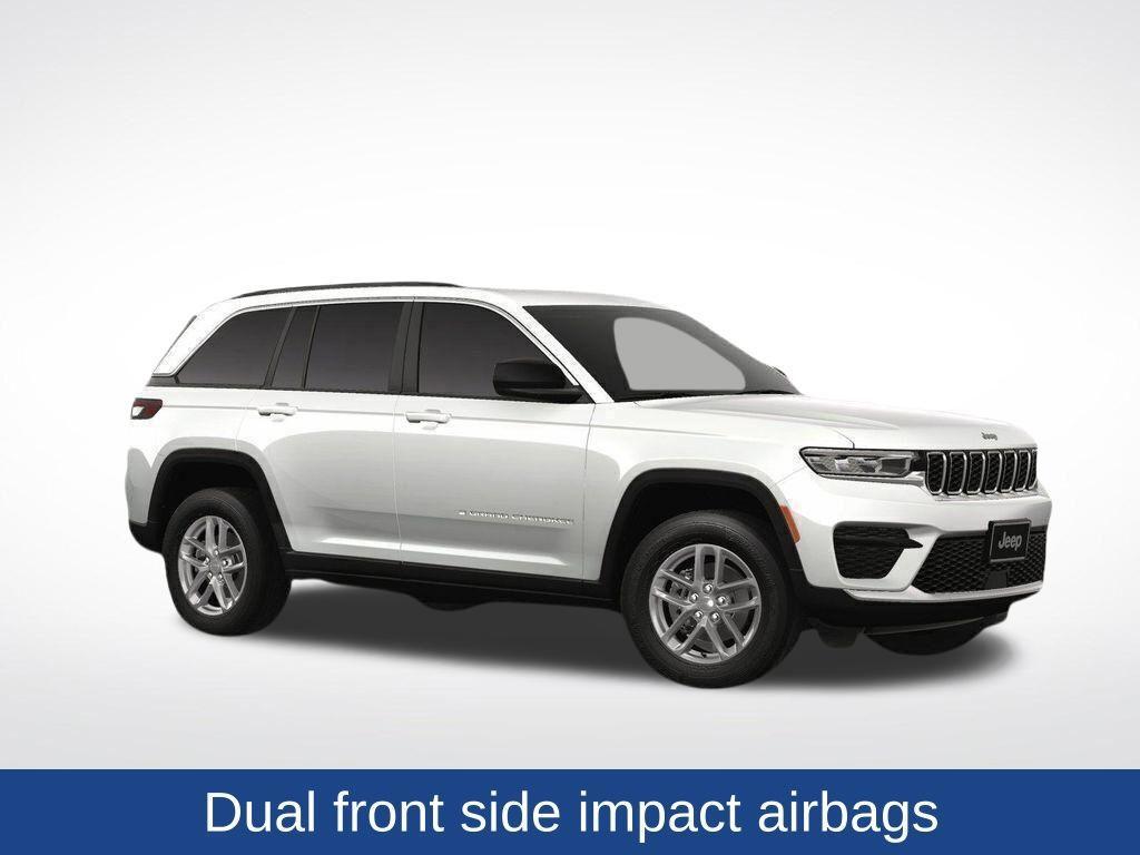 new 2025 Jeep Grand Cherokee car, priced at $40,640