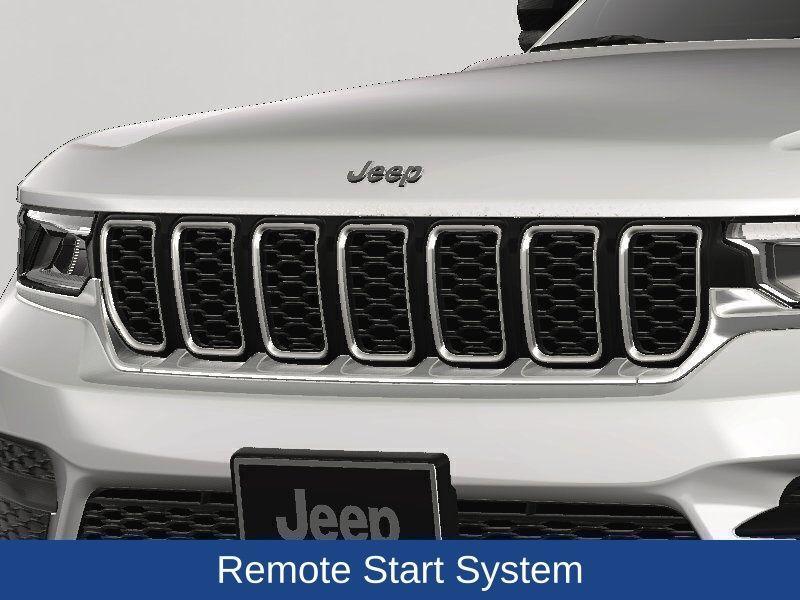 new 2025 Jeep Grand Cherokee car, priced at $40,640