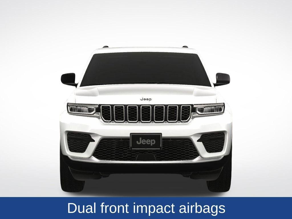 new 2025 Jeep Grand Cherokee car, priced at $40,640