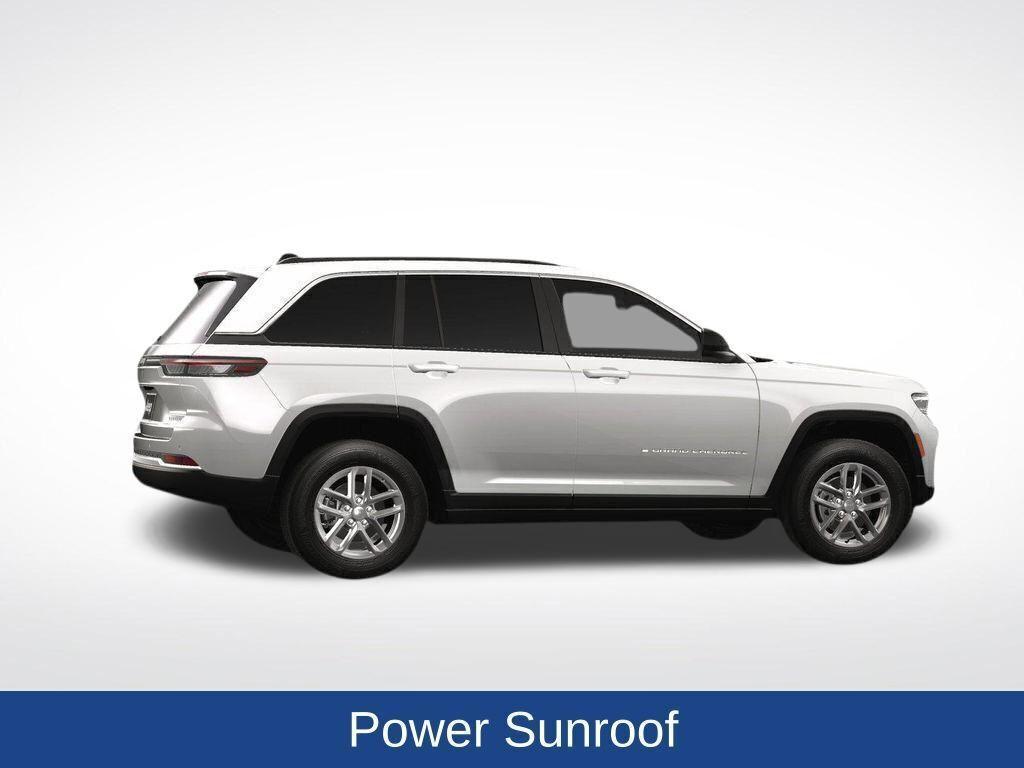 new 2025 Jeep Grand Cherokee car, priced at $39,335
