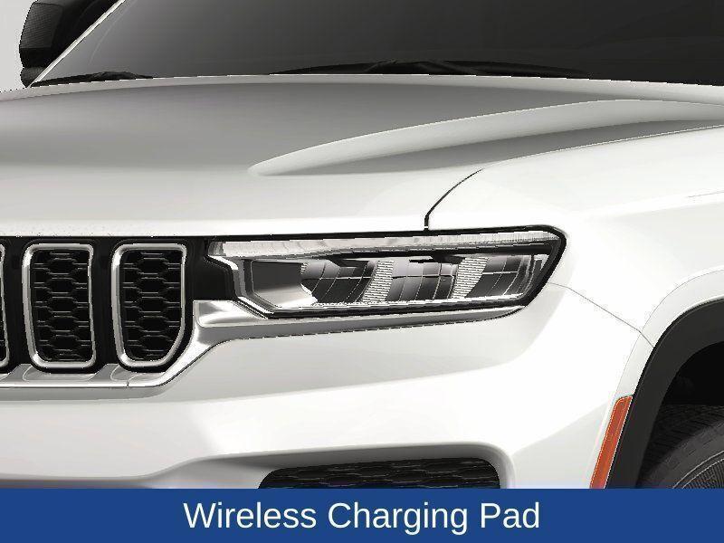 new 2025 Jeep Grand Cherokee car, priced at $39,335