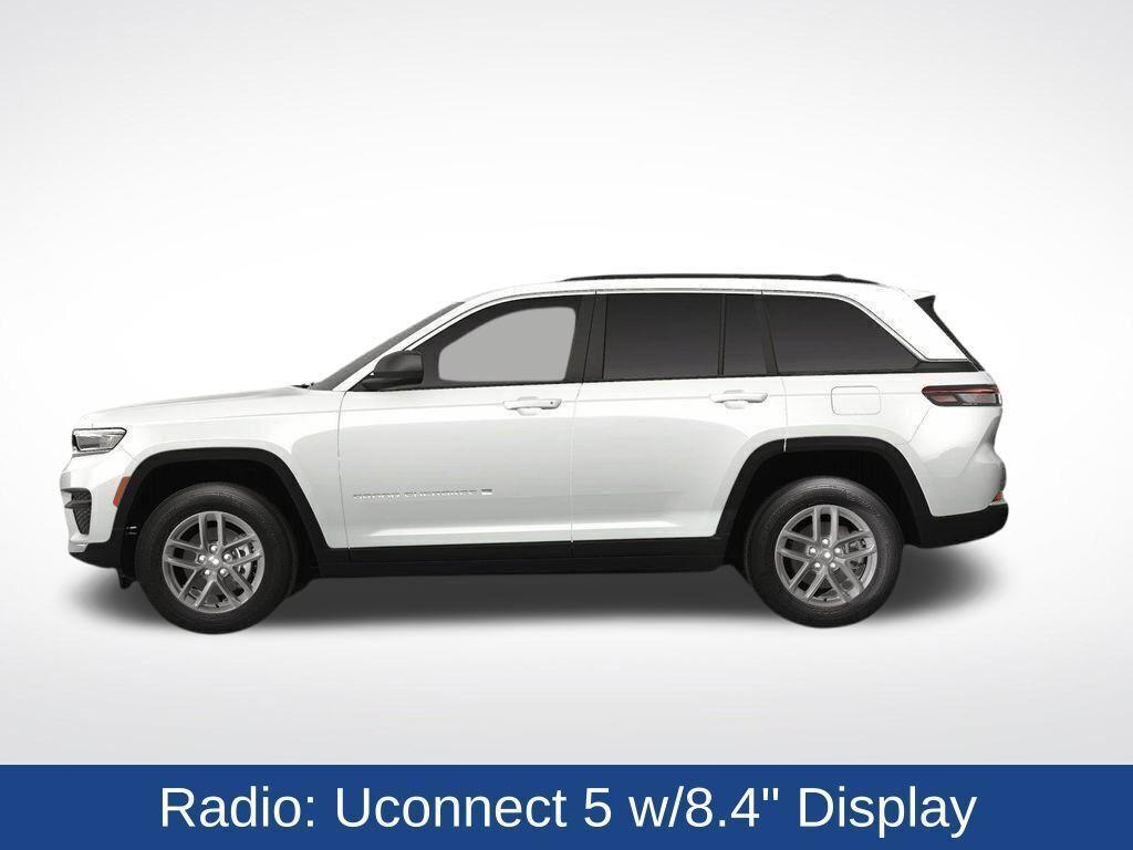 new 2025 Jeep Grand Cherokee car, priced at $39,335