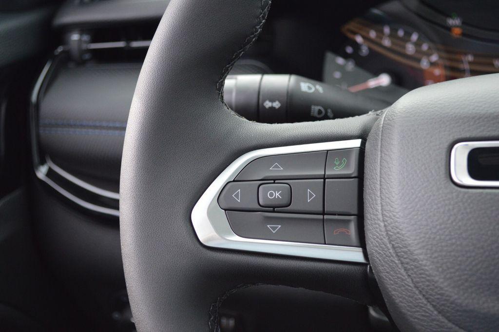 new 2025 Jeep Compass car, priced at $36,510