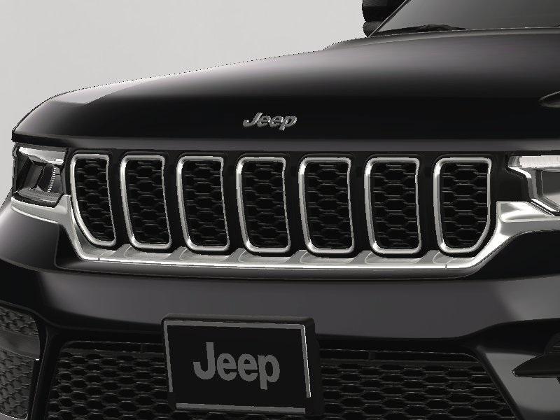 new 2025 Jeep Grand Cherokee car, priced at $43,970