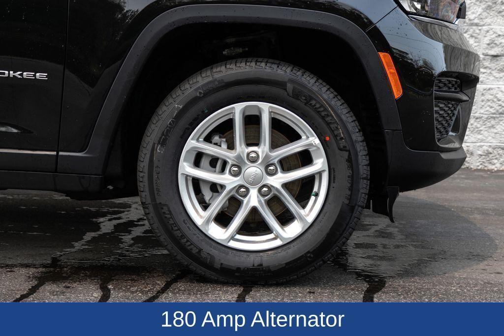 new 2025 Jeep Grand Cherokee car, priced at $42,166