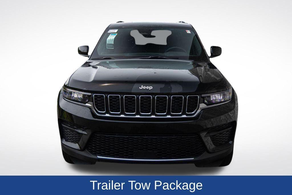 new 2025 Jeep Grand Cherokee car, priced at $42,166