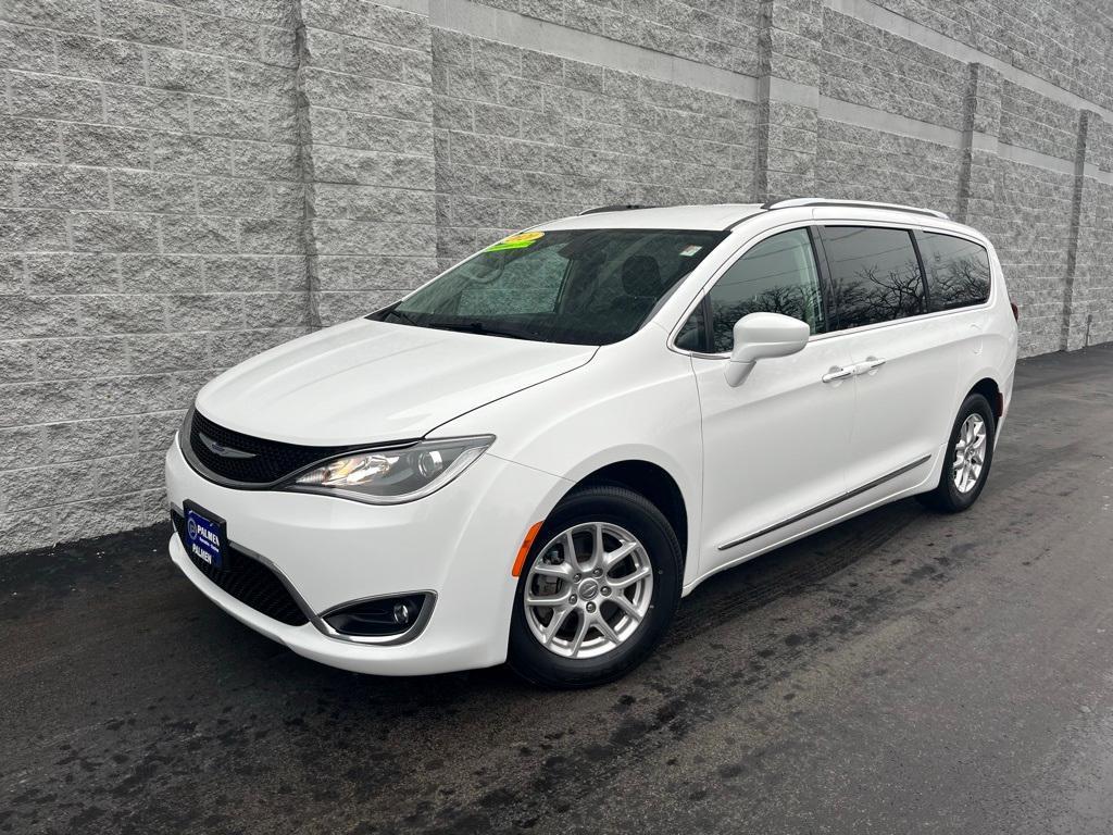 used 2020 Chrysler Pacifica car, priced at $28,989