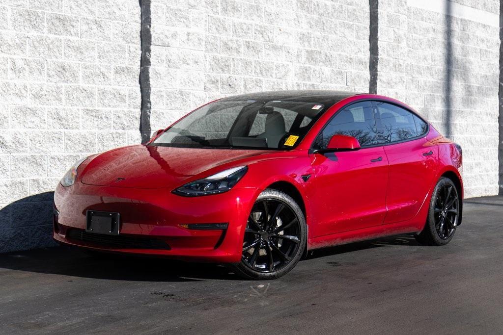 used 2022 Tesla Model 3 car, priced at $27,000