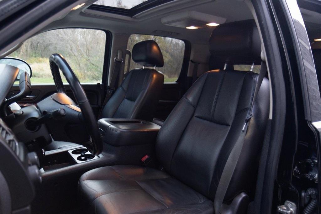 used 2013 Chevrolet Suburban car, priced at $9,454