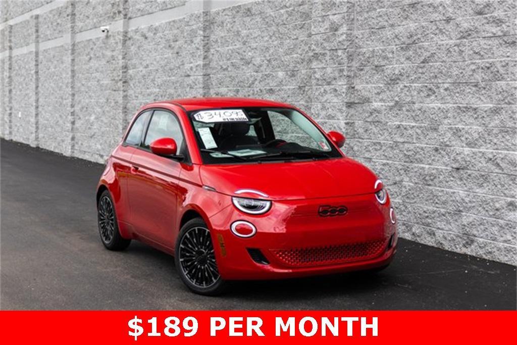 new 2024 FIAT 500e car, priced at $33,095