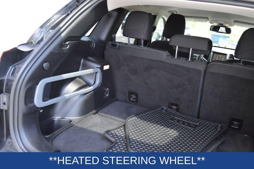 used 2016 Jeep Cherokee car, priced at $11,989