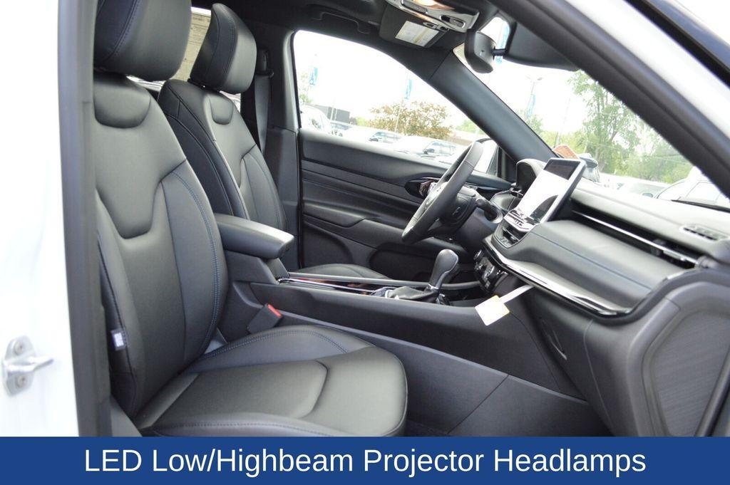 new 2025 Jeep Compass car, priced at $32,652
