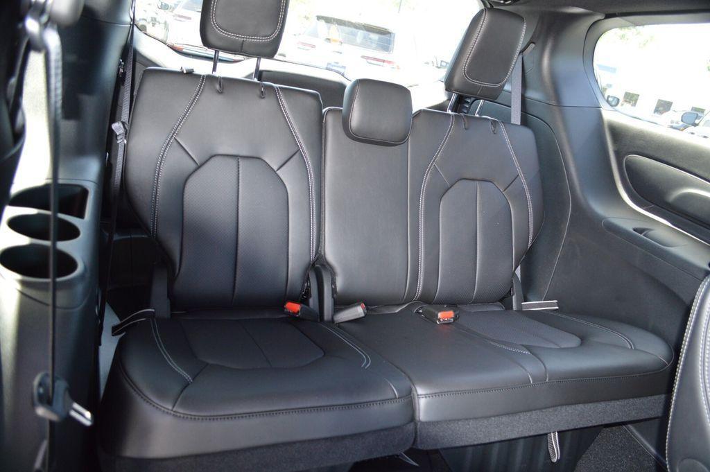 new 2025 Chrysler Pacifica car, priced at $42,482