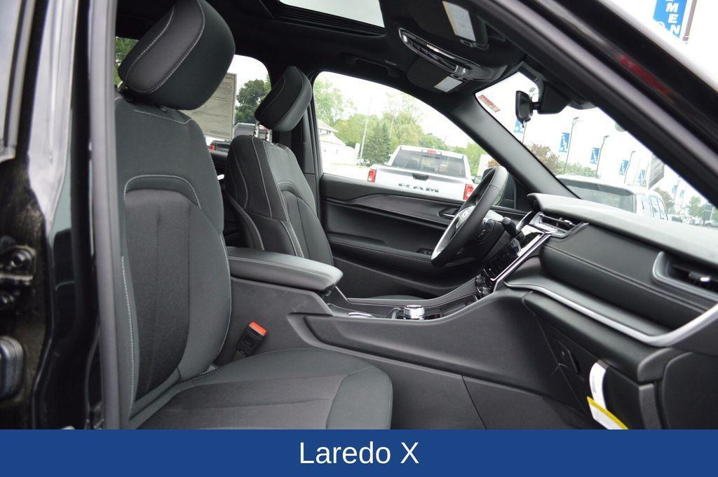 new 2025 Jeep Grand Cherokee L car, priced at $41,360